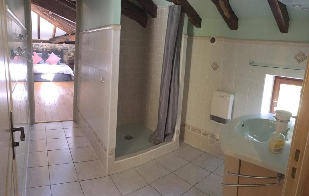 Chambre D'Hotes Moulin Urketa Ayherre Rum bild